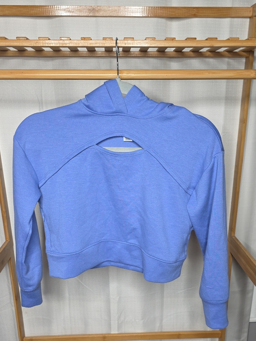 90 Degree By Reflex Lavender Blue Cropped Hoodie with Back Cutout